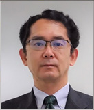 九州大学国際交流推進室　特任教授　稲村　次郎